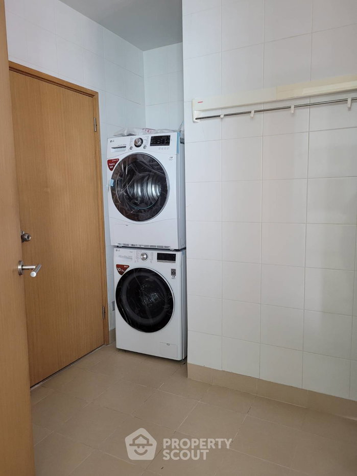 รูป คอนโดมิเนียม 3 ห้องนอน 146 ตร.ม. Millennium Residence @ Sukhumvit ใกล้ BTS อโศก (ID 3050852) - รูปที่ 8/8