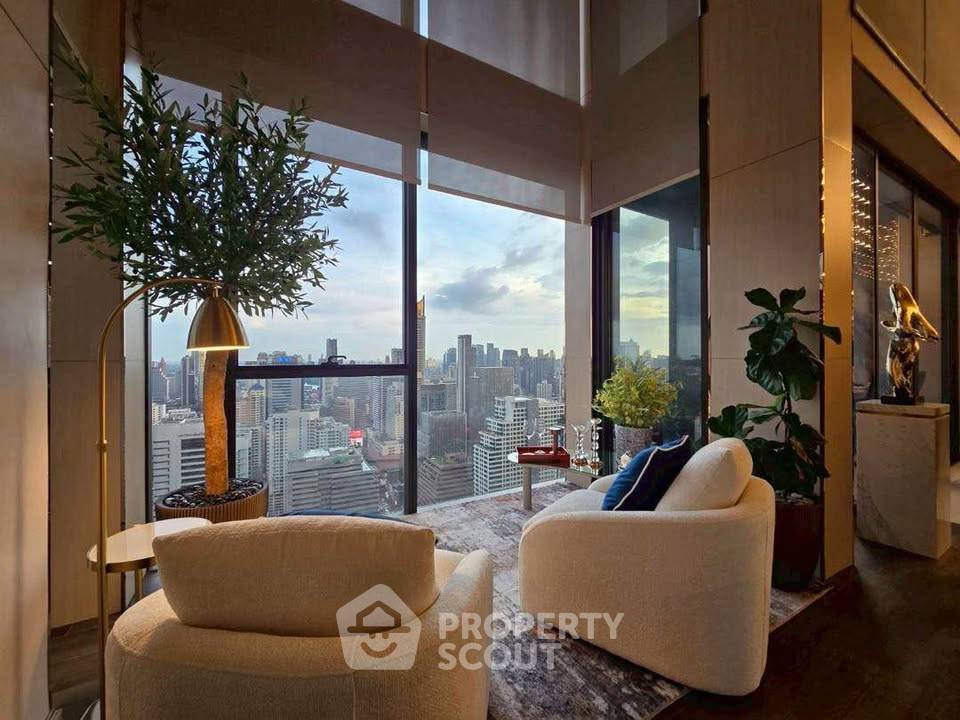 picture 4-BR 300 Sqm Condo At The Esse At Singha Complex, 100m to MRT Phetchaburi (ID 3035240) - 2/13