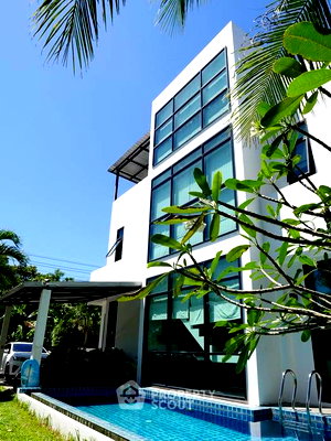 บ้านเดี่ยว เมืองภูเก็ต ภูเก็ต : วิลล่า 2 ห้องนอน พื้นที่ 200 ตร.ม. สำหรับขาย ในราไวย์ เมืองภูเก็ต (ID 3051379)