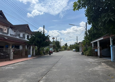 บ้านแฝด 52.5 ตร.วา บ้านสหะวิริยะ   ไม่ปรากฏชื่อ อำเภอหาดใหญ่ จังหวัดสงขลา 2.2M