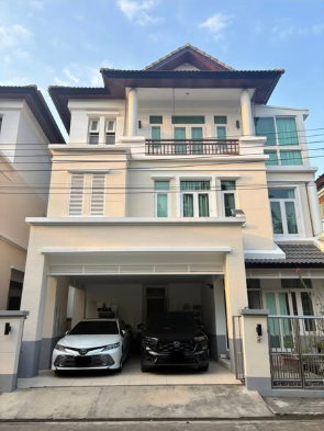 Houses for sale : 🔥 For Sale – Areeya Casa Onnut | 3-Storey Detached House | Over 300 sq.m. of Usable Space