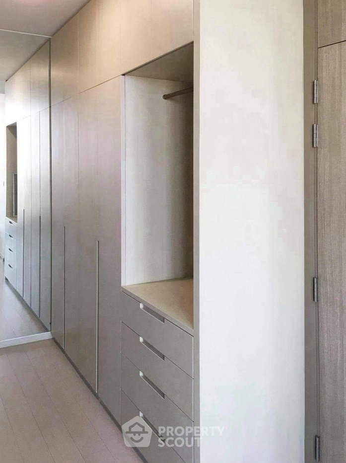 รูป ห้องชุด 1 ห้องนอน 56 ตร.ม. ที่ Noble Ploenchit ใกล้ BTS เพลินจิต 100 ม. (ID 3051914) - รูปที่ 5/8