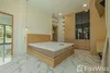 listing thumbnail image 33