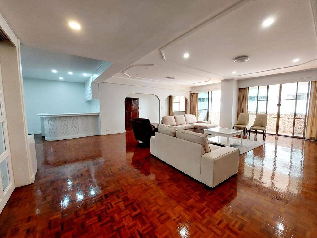 รูป Regency court คอนโดให้เช่า ซอยสุขุมวิท 20 - รูปที่ 2/26