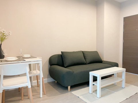 Metro Sky Prachachuen. 1bed 28sq.m. Line id: @pfagent