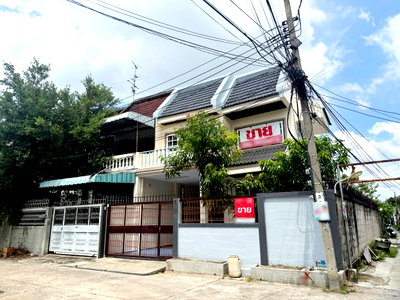 Twin houses for sale Bangkok : 🍀Home for sale Soi charan sanitwong 35 