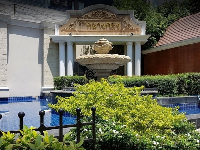 รูป Baan Klang Krung | Spacious 4 Bedroom Townhouse in Thonglor - BR49091TH - รูปที่ 50/51