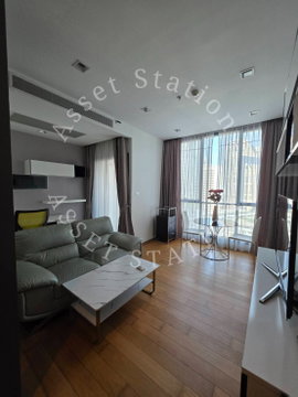 🏢 Ready-to-move-in condo at Hyde Sukhumvit 13, a luxury condo with complete furniture and elegant decor, near BTS Nana. 🏙️