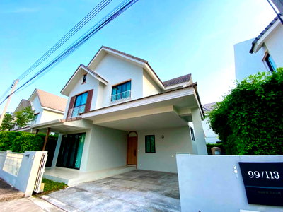 เช่าบ้านเดี่ยว พรีเมี่ยม เอาท์เล็ท เชียงใหม่ : บ้านว่างให้เช่า หมู่บ้านเกรซแลนด์ ตรงข้ามโรงเรียนนานาชาติเกรซ หางดง เชียงใหม่ (R1300) T.0946511456