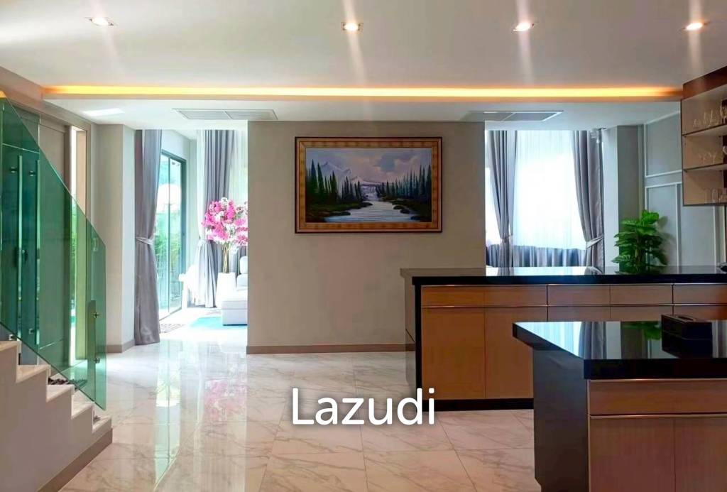 รูป บ้านเดี่ยวหรู 2 ชั้น 341 ตร.ม. พร้อมสระส่วนตัวย่านห้วยใหญ่ พัทยา - รูปที่ 12/30