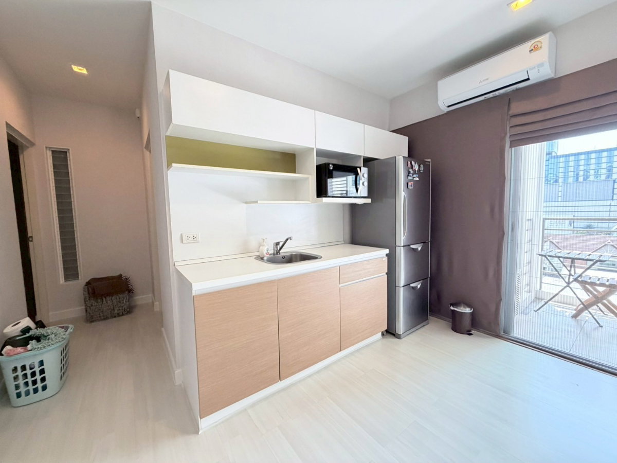 รูป 4.5 ล้านบาท 🚨 เดอะรูม รัชดา-ลาดพร้าว 🏡 2 ห้องนอน 59 ตร.ม. ราคาดีมาก 📞 โทร : 065-9242478 - รูปที่ 4/16