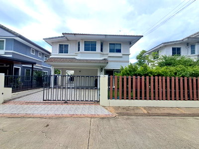 ขายบ้านเดี่ยว : บ้านเดี่ยว 3 ห้องนอน 2 ห้องน้ำ 