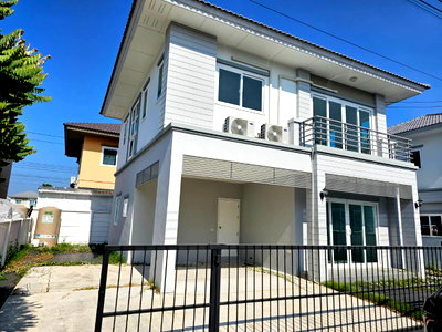 ขายบ้านเดี่ยว : ขายบ้านเดี่ยว 2 ชั้น ม.คุณาลัย พรีม บางบัวทอง ทำเลดี เดินทางสะดวก ใกล้ รร.สารสาสน์วิเทศไทรน้อย  