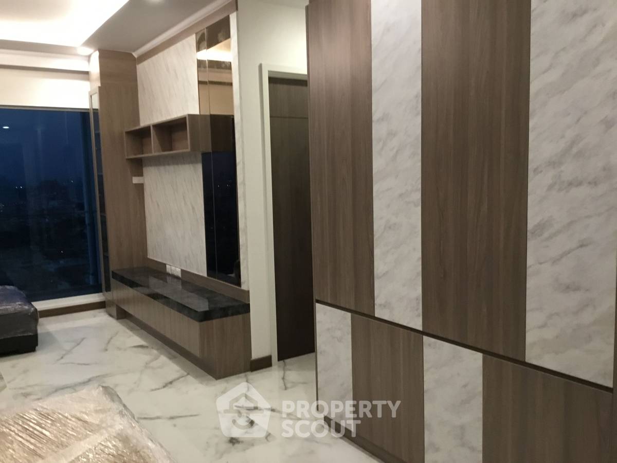 รูป คอนโด 2 ห้องนอน ขาย สุภาลัย เอลลิท สุรวงศ์ ชั้น 23 ใกล้ MRT สามย่าน (ID 1546626) - รูปที่ 1/14