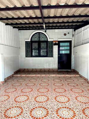 Townhouses for sale : Townhome for sale, Supawan Village, Khlong Sam Wa. 18 sq. wah, 2 bedrooms, 2 bathrooms.