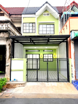 ขายทาวน์โฮม : ทาวน์เฮาส์ 2 ชั้น บ้านพร้อมอยู่ หมู่บ้านสินธานี 3 ซอยนวลจันทร์9 ทำเลดี ไม่ต้องแต่งเพิ่ม ใกล้รถไฟฟ้าสายสีชมพู แฟชั่นไอส์แลนด์