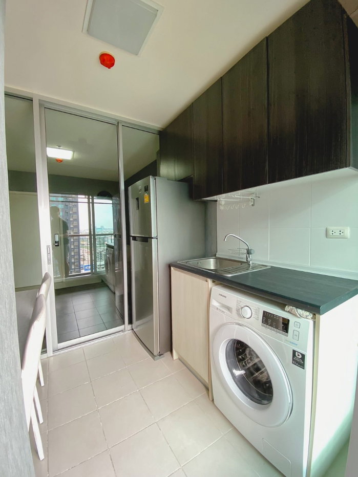 รูป 🏡 ขายขาดทุน! เจ้าของขายเอง  🚆 Aspire Rattanathibet 2 คอนโดติด MRT พร้อมเข้าอยู่ - รูปที่ 9/18