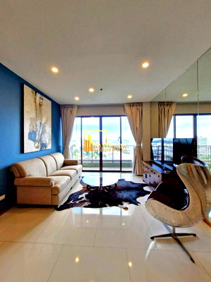 คอนโดให้เช่า : Emporio Place | Stylish 1 Bed Condo For Rent in Phrom Phong - BR61813CD
