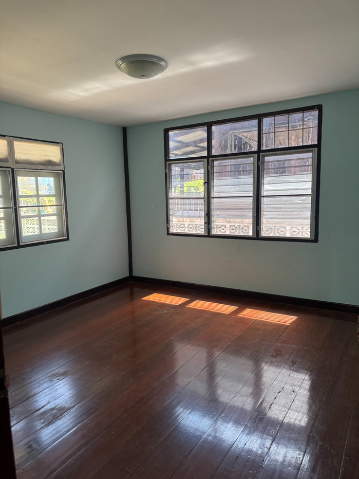 รูป บ้านให้เช่า 50 ตรว ซอยกาญจนาภิเษก 10 รามอินทรา 3 ห้องนอน 2 ห้องน้ำ แอร์ 2 ตัว - รูปที่ 7/9