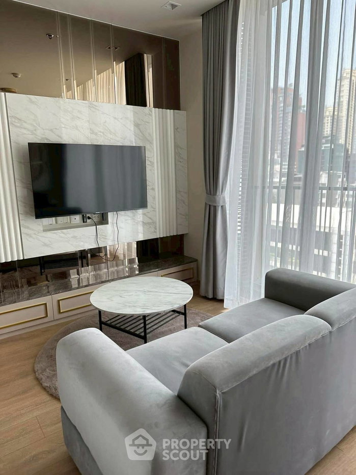 รูป คอนโด 2 ห้องนอน 55 ตร.ม. ที่ Noble Around Sukhumvit 33 ใกล้ BTS พร้อมพงษ์ (ID 3056680) - รูปที่ 11/17