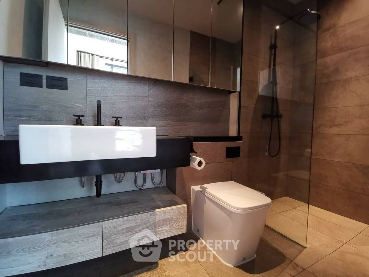รูป คอนโด 1 ห้องนอน ชั้น 16 ขนาด 36 ตร.ม. The Lofts Asoke ใกล้ MRT เพชรบุรี 300 ม. (ID 621260) - รูปที่ 5/14
