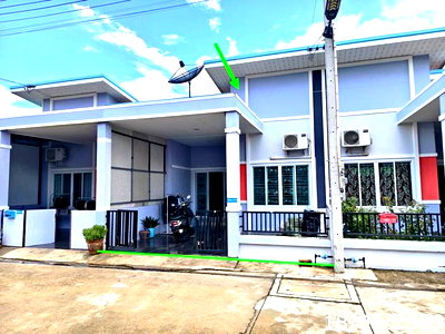 ทาวน์โฮม ปลวกแดง : ทาวน์เฮ้าส์ 19.9 ตร.วา ทรัพย์มณี 999 เฟส 5 ปลวกแดง ระยอง 1.3M