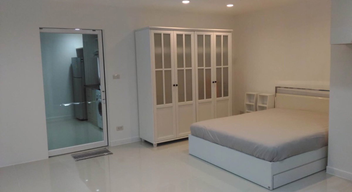 picture Silom                               Suite  - 2/6