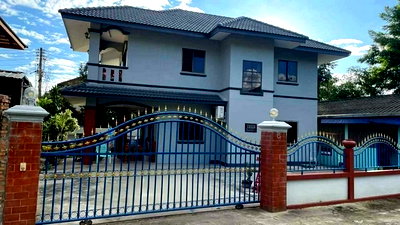 Houses for sale Muang Chiang Mai Chiang Mai : For Sale: 2-story detached house, Mueang District, Chiang Mai. No common area fees. Land size: 88 sq. wah. 4 bedrooms, 2 bathrooms.