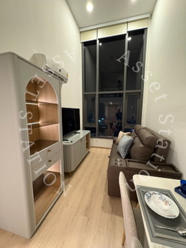 🏢 Urgent! Stunning duplex unit for rent at Life Rama 4 - Asoke. Fully furnished and ready to move in. Prime city location.💎