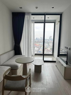 รูปภาพ 15th-Floor 1-BR Reference Sathorn-Wongwianyai Near BTS Wongwian Yai (ID 2052232)
