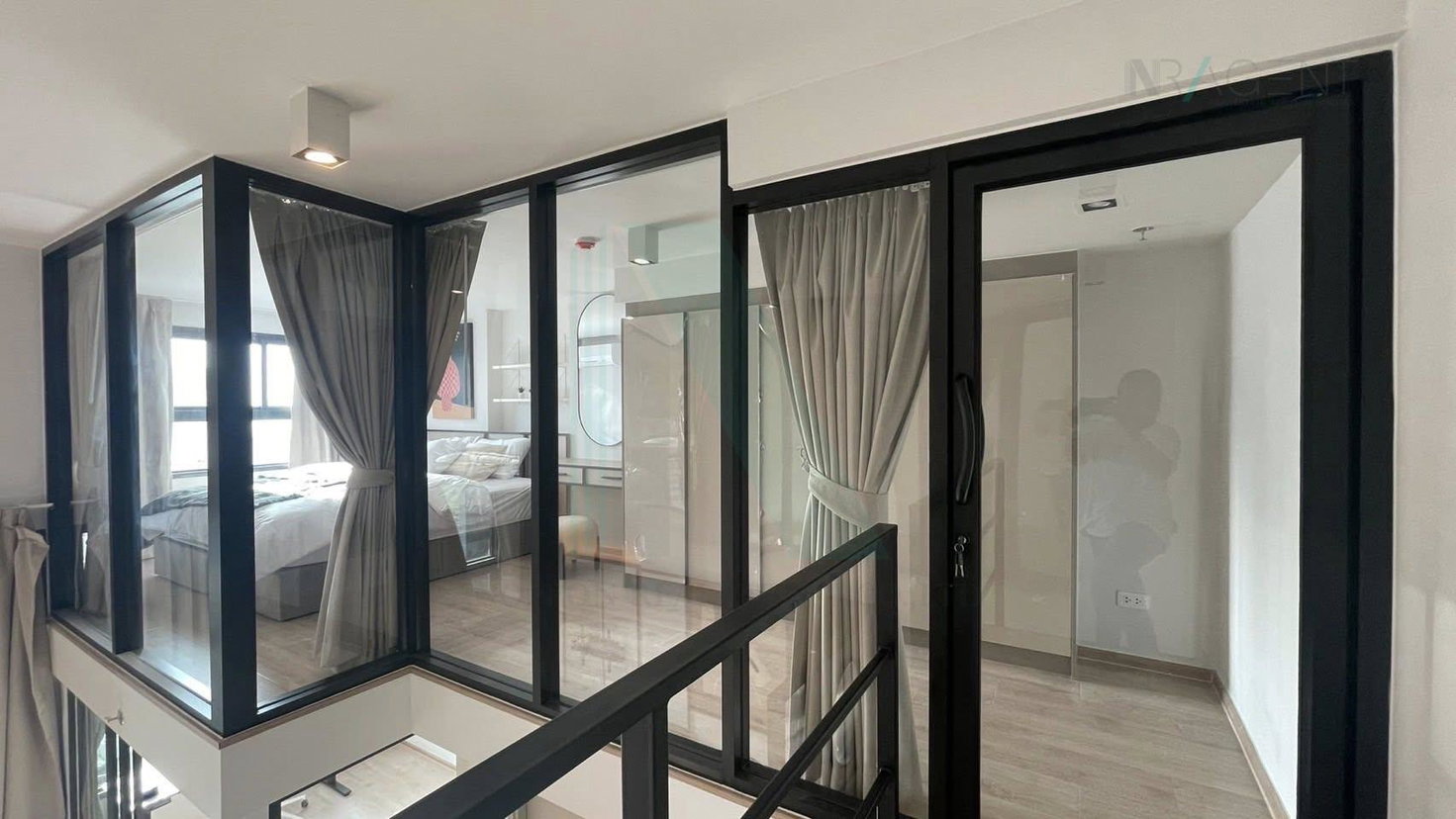 รูป 🔺 ให้เช่าคอนโด ไอดีโอ พระราม 9 - อโศก อาคาร 1 ชั้น 32 Duplex 2 ห้องนอน ขนาด 52 ตรม ใกล้ MRT พระราม 9 - รูปที่ 7/8