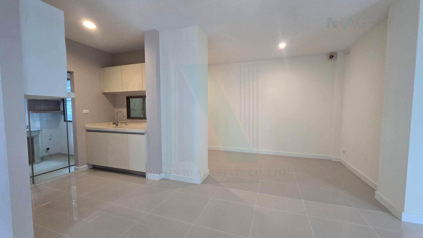 รูป ขายบ้านเดี่ยว โครงการ มัณฑนา เลค วัชรพล 2 ชั้น 3 ห้องนอน 3 ห้องน้ำ - รูปที่ 7/8