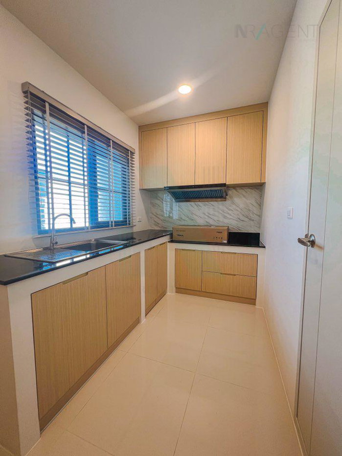 รูป ให้เช่าบ้านเดี่ยว 2 ชั้น เซนโทร บางนา 4 ห้องนอน 4 ห้องน้ำ - รูปที่ 4/8