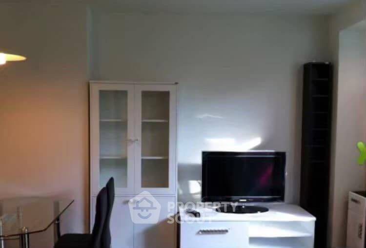 picture 1-BR Condo Focus On Saladaeng, 300m to MRT Silom (ID 716992) - 7/10
