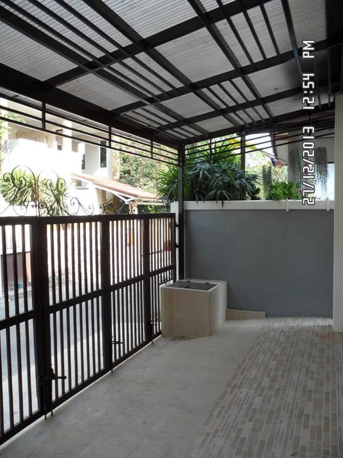 รูป ให้เช่า บ้านทาวน์เฮาส์ 3 ชั้น ในซอย รัชดา 32 หรือ ลาดพร้าว 41 บ้าน 3 ชั้น 4ห้องนอน 3ห้องน้ำ 5แอร์ 2ที่จอดรถในบ้าน บ้านเปล่า - รูปที่ 4/11
