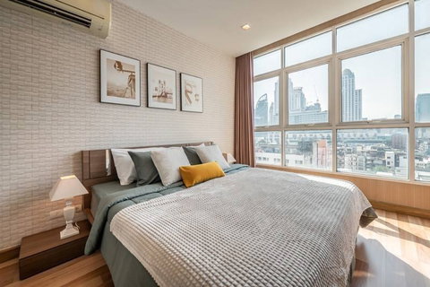 รูปภาพ Ideo Verve Ratchaprarop【𝐑𝐄𝐍𝐓】🔥2 bedrooms, spacious area, warm and relaxing atmosphere, with city views.🔥 Contact Line ID: @hacondo