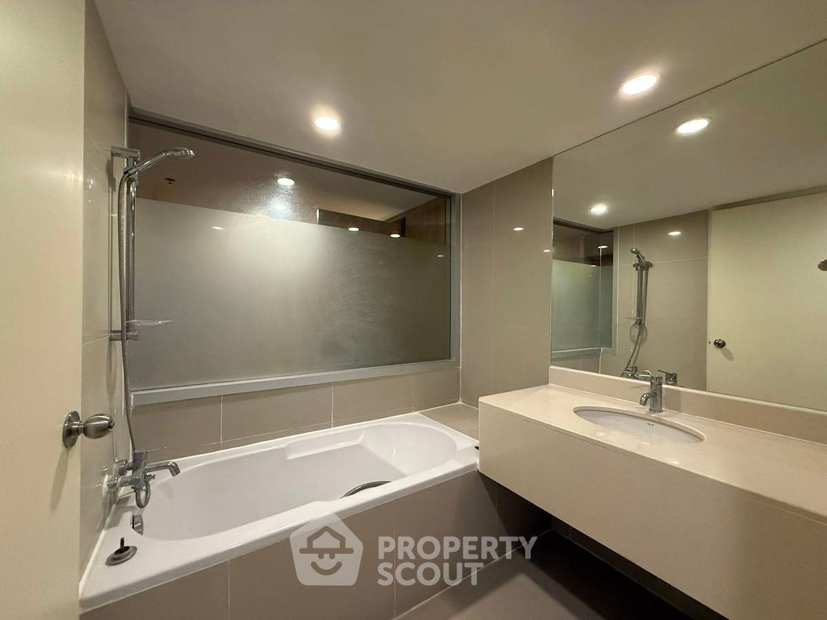 รูป คอนโด 1 ห้องนอน The Trendy Condominium ใกล้ BTS นานา 200 ม. (ID 2235469) - รูปที่ 2/7