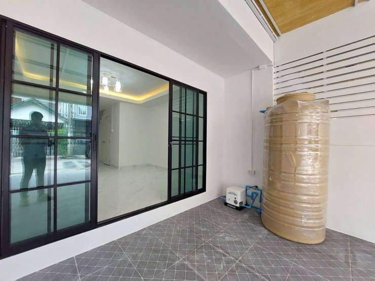 รูป ขายผ่อนตรงทาวเฮาส์ คลอง2ธัญบุรี - รูปที่ 2/10