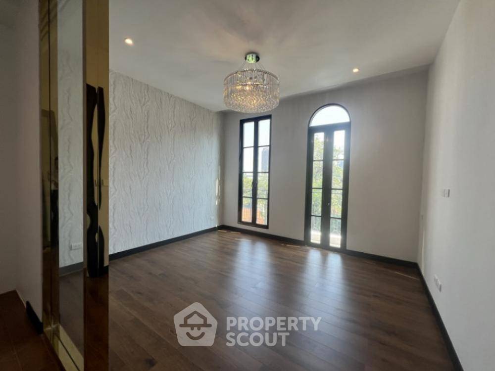 รูป บ้าน 4 ห้องนอน Maison Blanche – สุขุมวิท 67 ใกล้ BTS พระโขนง 400 ม. (ID 1501954) - รูปที่ 16/23