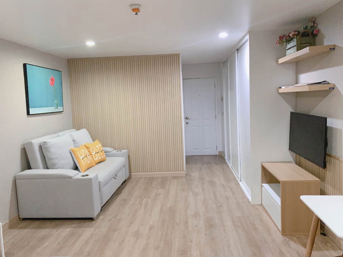 รูป 🔥ขายด่วน คอนโดราคาประหยัด Regent Home 6/1 ประชาชื่น ใกล้ MRT บางซ่อน สภาพดีพร้อมอยู่ ไม่ต้องรีโนเวท เหมาะทั้งอยู่อาศัยเองและลงทุน - รูปที่ 1/9
