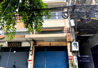 อาคารพาณิชย์ บางลำภู(บางลำภู) : ขายอาคารพาณิชย์ 6 ชั้น  2 คูหา(ห้องมุม)ติดถนนใหญ่ ทำเลหายาก ใกล้ สะพานพุทธฯ สนใจแอตไลน์ครับ@841qqlnr