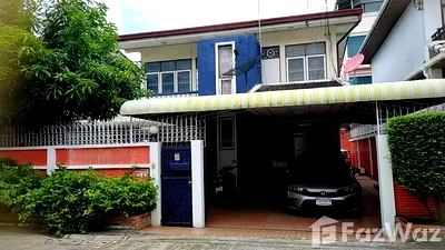 Houses for sale Ratchadaphisek Road : 3 Bedroom House for sale in Chomphon, Bangkok  6506012