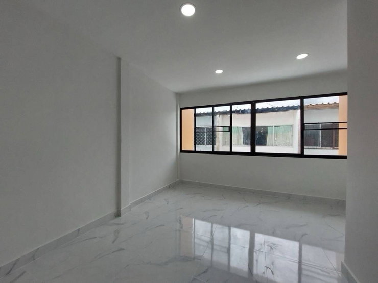 รูป ขายผ่อนตรงทาวเฮาส์ คลอง2ธัญบุรี - รูปที่ 8/10
