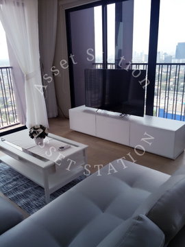 🌇 Noble Reveal – 1 Bedroom, 1 Bathroom, beautifully decorated and fully furnished. 🚇 Close to Ekkamai BTS Station.