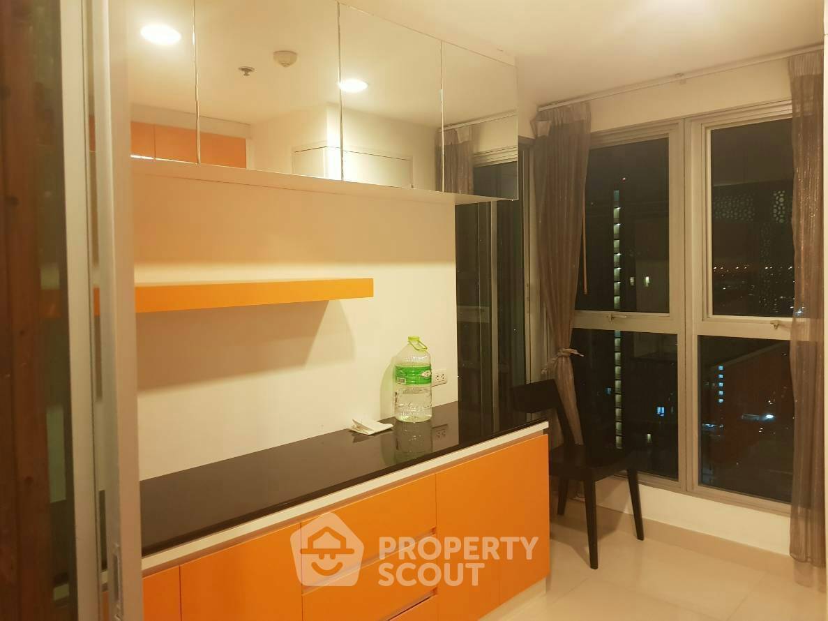 รูป คอนโด 2 ห้องนอน ชั้น 20 ที่ Centric Ratchada-Suthisan ใกล้ MRT สุทธิสาร 60 ม. (ID 382531) - รูปที่ 4/15