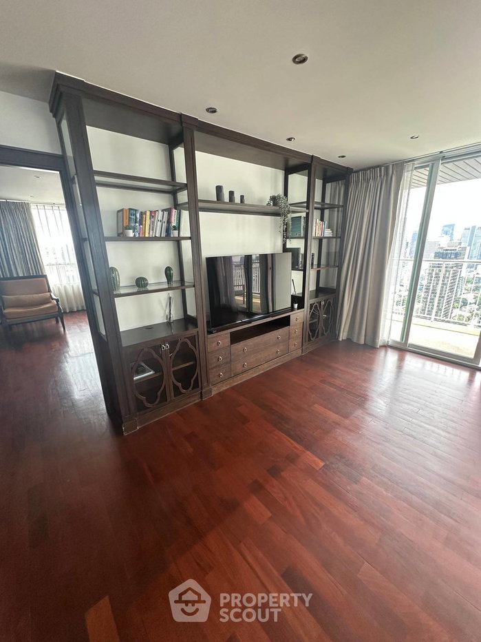 รูป คอนโด 3 ห้องนอน ชั้น 34 ขนาด 239 ตร.ม. Urbana Langsuan ใกล้ BTS ราชดำริ 400 ม. (ID 2277755) - รูปที่ 1/5