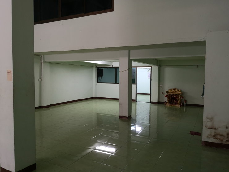 รูป ตึกแถว-อาคารพาณิชย์  5ชั้น 6ห้องนอน ทำเป็นออฟฟิศ - รูปที่ 3/4