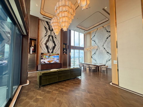 For Rent/sale 📍The Esse at Singha Complex 🛀3 bed duplex penthouse 4 bath📞0639399665 3 ห้องนอน 4 ห้องน้ำ (penthouse duplex)