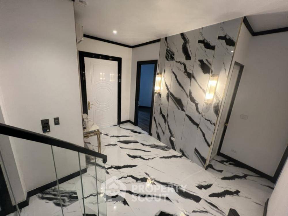 รูป บ้าน 4 ห้องนอน Maison Blanche – สุขุมวิท 67 ใกล้ BTS พระโขนง 400 ม. (ID 1501954) - รูปที่ 2/23