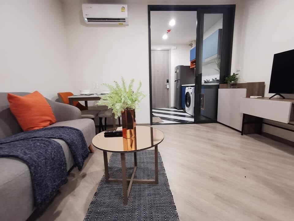 รูป For rent เดอะเบสสะพานใหม่ ห้องกว้างโล่ง 1 นอน 1 น้ำ 1 ห้องรับแขก ขนาด 35 ตรม. เฟอร์ครบ ติดรถไฟฟ้า BTS สถานีสายหยุด  - รูปที่ 4/10
